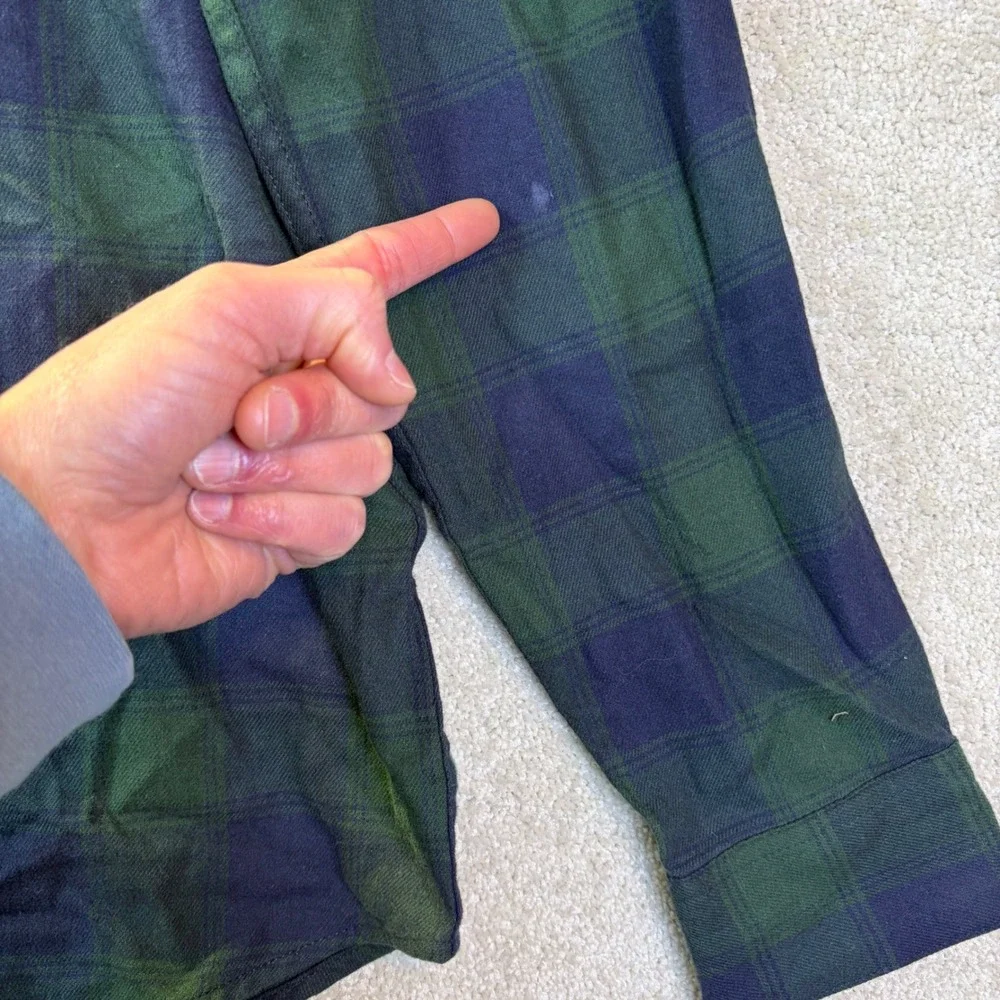 Levi's Flannel Shirt Mens Medium Pine Green Plaid Long Sleeve Button Down SEE